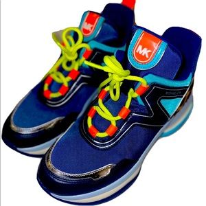 Michael Michael Kors Olympia. New without tags.